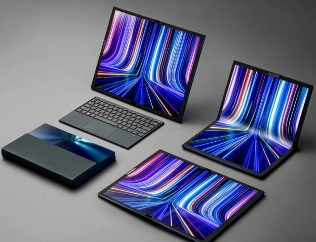 Zenbook 17 Fold OLED